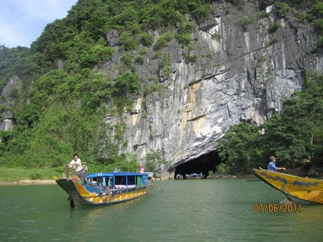 TRƯỜNG TIỂU HỌC HOÀ PHÚ