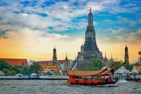 Đến chùa Wat Arun Thái Lan, ngắm bảo tháp và check in kem ‘bông hoa’ độc lạ