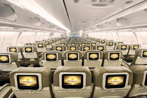 Cận cảnh tàu bay A330 của Sun PhuQuoc Airways
