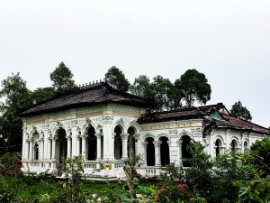 Nhà cổ Ông Xoát - Nét đẹp hiện đại Á Âu giữa làng quê