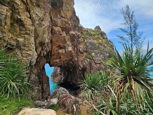 Khám phá Mũi Vi Rồng